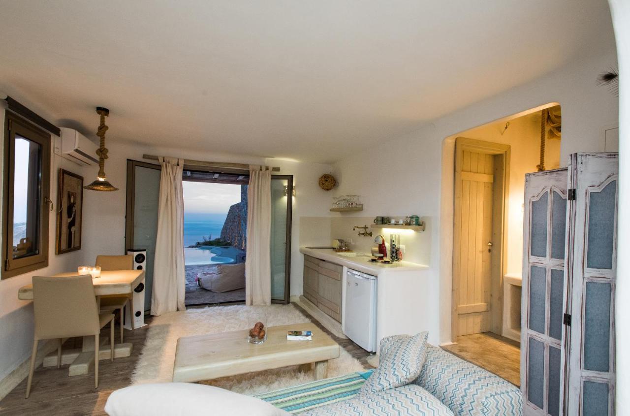 Amallini Suites Mykonos Super Paradise Beach  Bagian luar foto